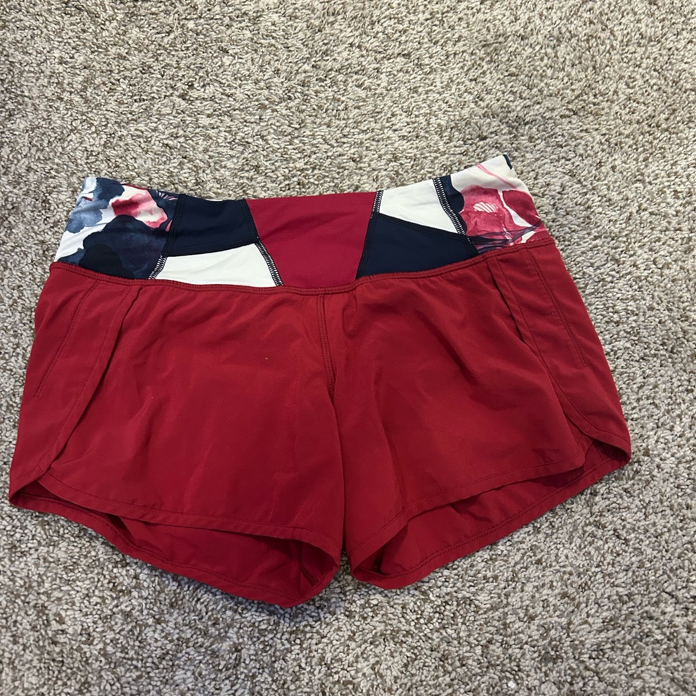 Lululemon shorts magenta